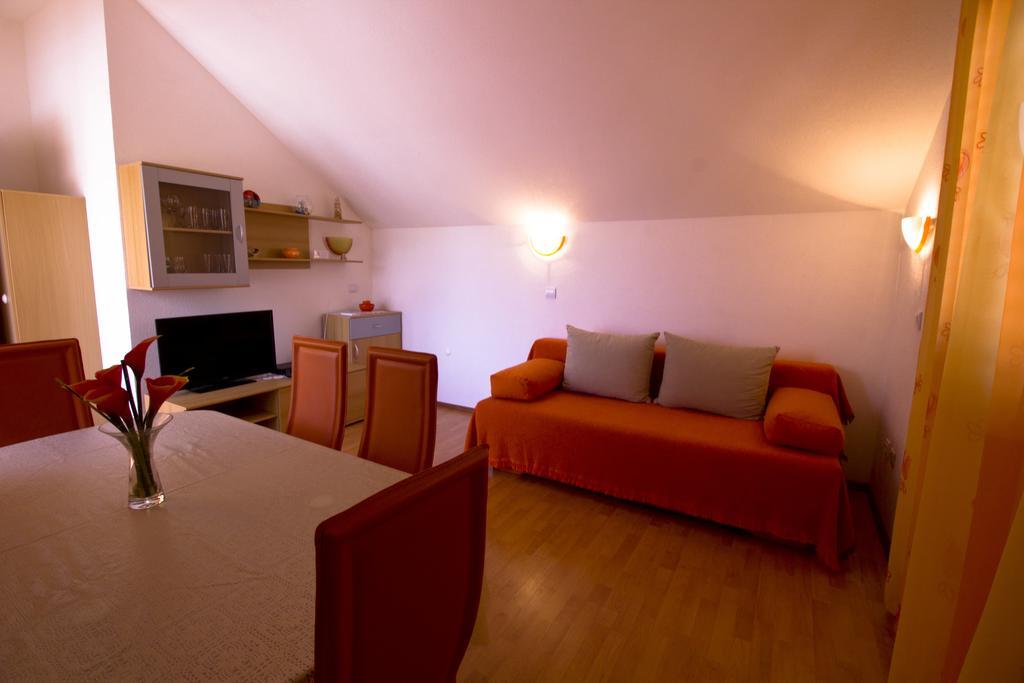 Apartments And Rooms Dis Vis Pokój zdjęcie